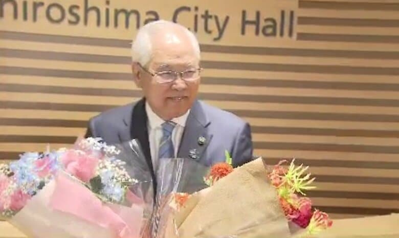 ファイターズ”ボールパーク誘致のリーダー”北広島市の上野正三市長が6期目へ「素晴らしい街になったと言われるように」心新たに初登庁｜FNNプライムオンライン