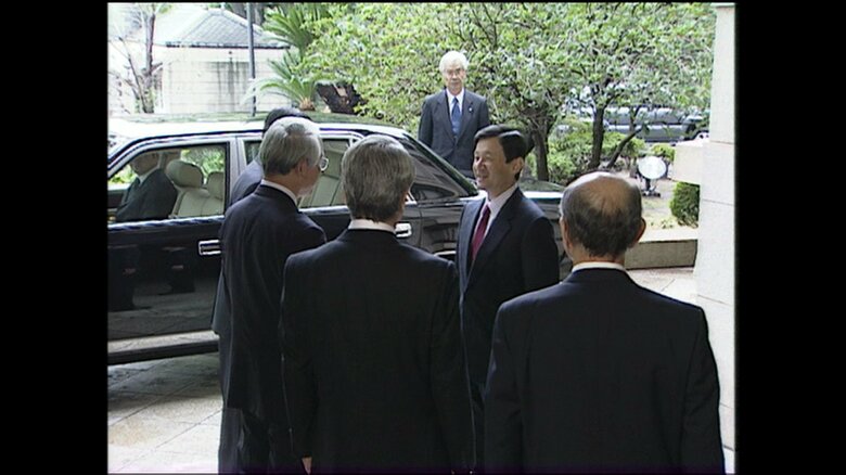 神戸市に到着された皇太子さま