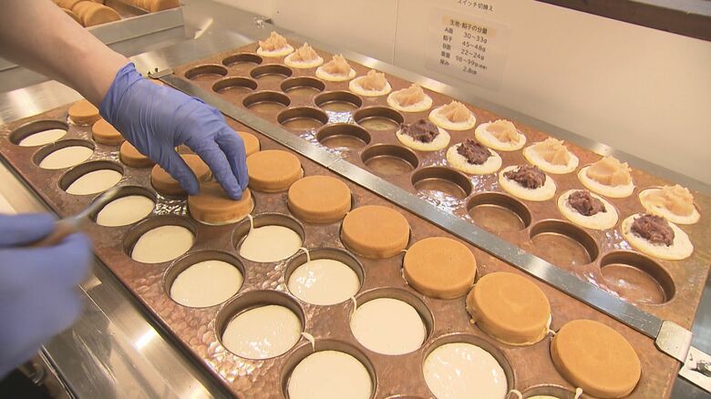 小豆を使った「小倉あん」とインゲン豆を使った「白あん」の2種類　どちらも北海道十勝産