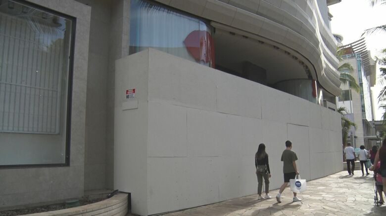 休業が続く「Tギャラリア BY DFS」