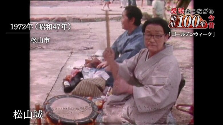 太鼓の囃子に合わせて踊るグループらで大にぎわい