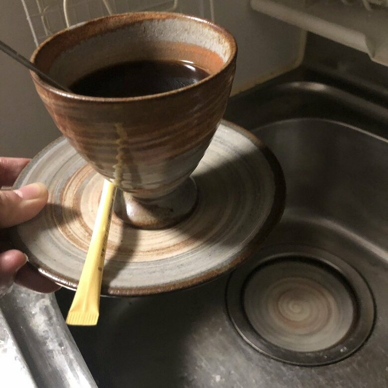 実はこのカップとセットではなかった…