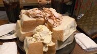 “爆盛りサンドイッチ”に三重苦　7月からパンやハムなど2566品目の値上げ続々　ワケありパン詰め放題が驚きの190円!?
