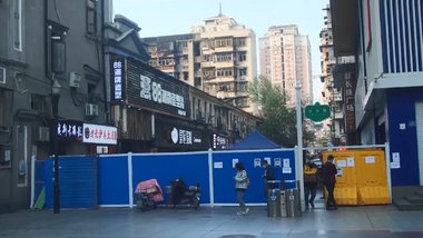 封鎖解除の武漢に“異変” 結婚ブームに渋滞復活…葬儀場にも長い列が