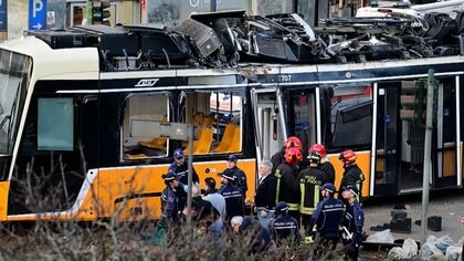 イタリア・ミラノで路面電車が脱線　2人死亡、39人重軽傷　約1年前から運行開始　メローニ首相も哀悼の意を表明