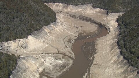 愛知県豊橋市などに水を供給…豊川用水の水源の1つ宇連ダムで貯水率が『0.5％』にまで低下 近く枯渇の恐れ