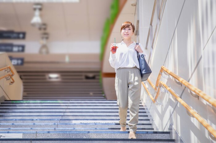 階段を使うだけでも運動になる(画像はイメージ)