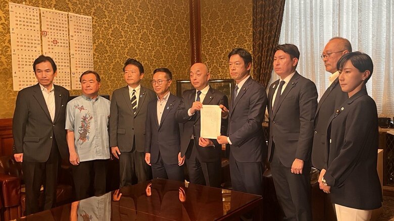 【速報】ガソリン減税めぐり野党が委員長の解任決議案を提出　暫定税率廃止法案の審議入り応じず交代狙う｜FNNプライムオンライン
