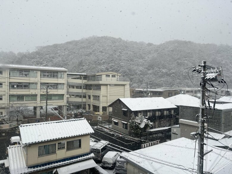 「中国地方にも強い寒気の流れ込み」広島県内も警報級の大雪の恐れ　交通の乱れにも警戒が必要｜FNNプライムオンライン