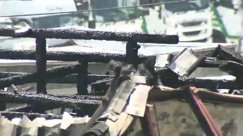 玄関付近の遺体は94歳の住人女性と判明　宮若市で住宅1棟全焼する火事　住宅に一人暮らし　福岡｜FNNプライムオンライン