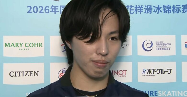 公式練習後、インタビューに応じた三浦佳生