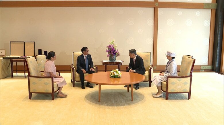 会見される両陛下とマルコス大統領夫妻