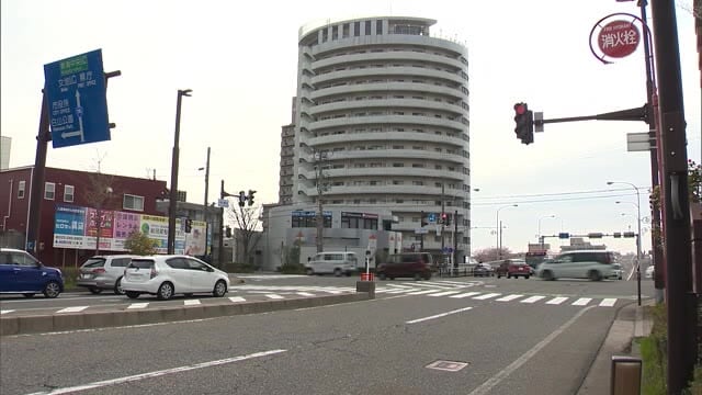 新潟市の交差点で交通事故 原付バイク運転の５１歳男性が死亡