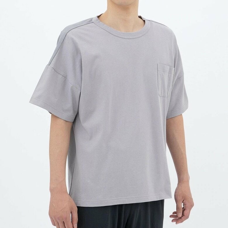睡眠専用Tシャツ「寝るT」紳士用（画像提供：グンゼ株式会社）