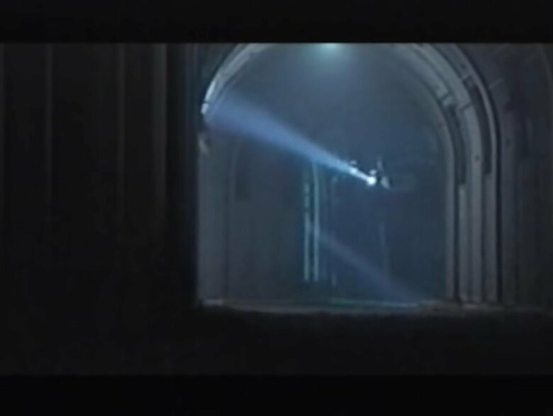 取材班は内部に潜入…そして！（出典：サントリー公式Youtubeチャンネルより）