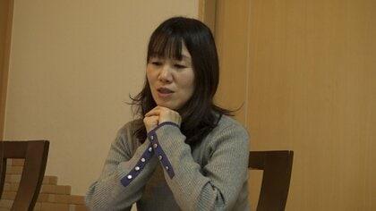 小倉美咲さんの母と姉　もがき続けた5年――「自分が学校に行って笑っていることさえ罪悪感」