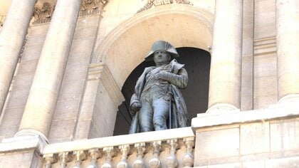 【作家・佐藤賢一より菅政権へ提言】フランス革命に酷似する現代日本　もはや民意を無視することは許されないのだ