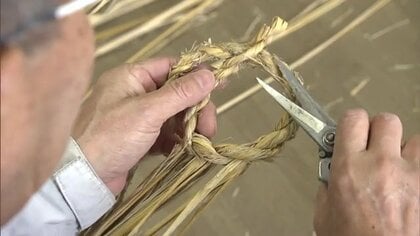 しめ縄がない!? 恒例の「年の市」で宮司も驚く異例の事態 「今年は製造できない」背景に職人の高齢化