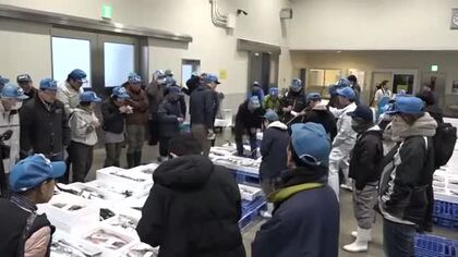 「初市」は高級魚多く水揚げ額が例年の2割増に　三本締めで大漁や商売繁盛を祈願　敦賀水産卸売市場