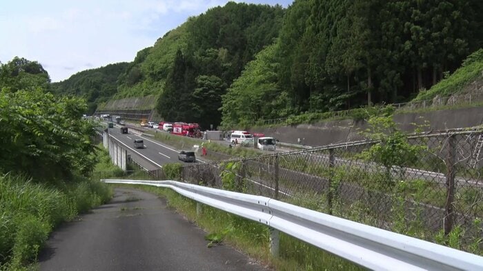 現場は長野県・中央自動車道の岡谷JCT近く