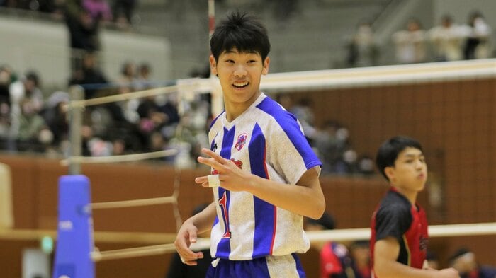 NEXTヒーロー・洛南高校 中上烈選手(写真提供:月刊バレーボール)