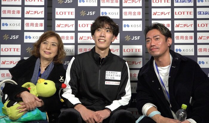 キスクラでは長光歌子コーチと高橋大輔と点数が出るのを待った三宅