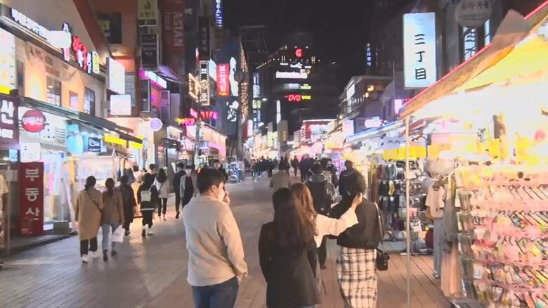 韓国ついに新型コロナ感染者1ケタで街に人の波　感染者の動向を追跡・公開｜FNNプライムオンライン