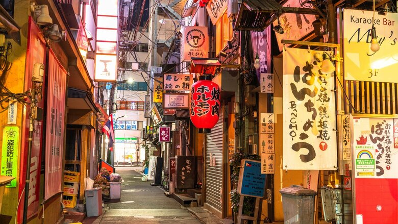 コロナ禍の新橋飲み屋街 緊急事態宣言下、時短営業する店も
