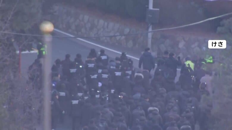 拘束に向かう合同捜査本部（15日）