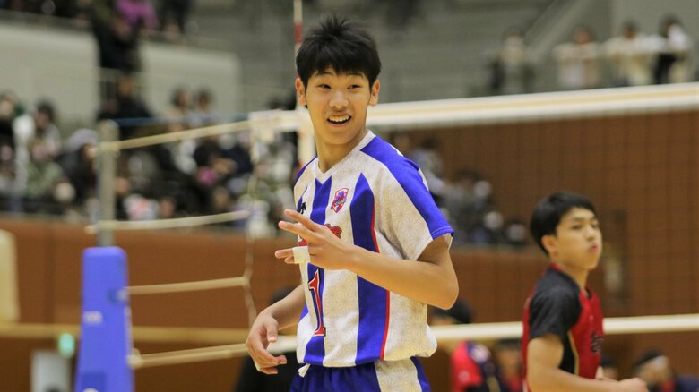NEXTヒーロー・洛南高校 中上烈選手（写真提供：月刊バレーボール）