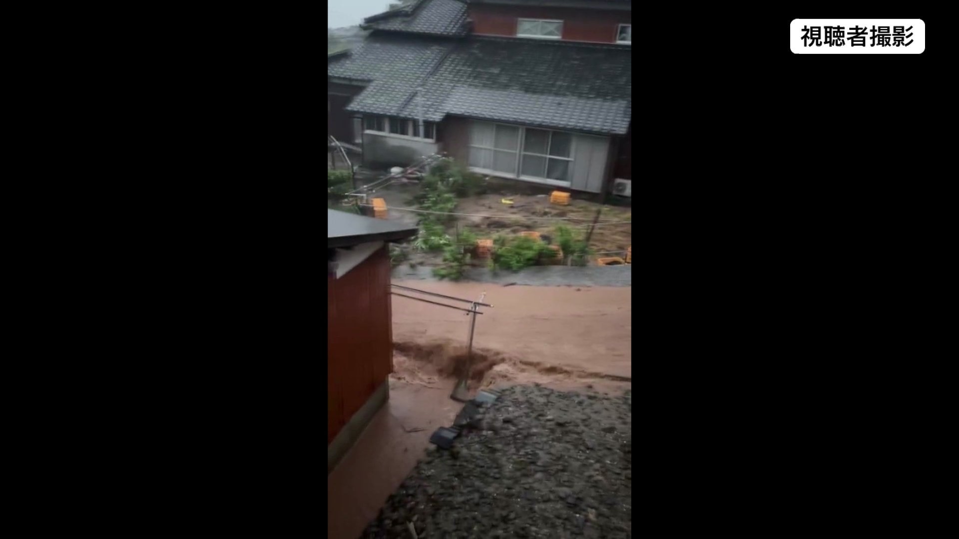 南島原市口之津では降り始めからの雨量が9月の平年値を超える　土砂災害などに警戒を