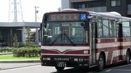 「転職も考えないと…」利用者困惑　運転手不足が深刻化…バス路線廃止へ　1日1000人利用の路線に影響　「狭い道」運行も一因に