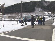 踏切で列車と乗用車が衝突し夫婦死傷…国の運輸安全委が調査 警報機の音が車中でどう聞こえるか等確認