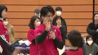 体操男子の五輪金メダリスト、橋本大輝選手が砺波市で体操教室　体の動作について子どもたちを指導