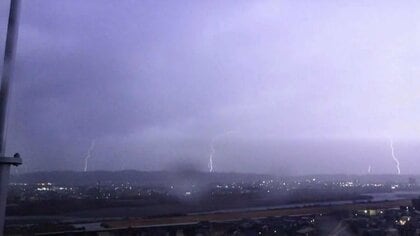 富山市豊田小学校、落雷による停電で突然の休校に　週明けの対応は復旧の目処が立ち次第判断へ