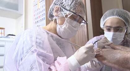 自分で足の爪を切れない高齢者　健康的な生活を支える訪問型爪切りサービスに迫る