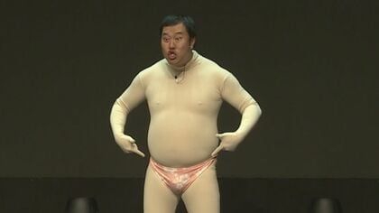 笑いは日中の国境越えた！お国柄全身タイツ着用だけど…安村さん「我穿着衣服（はいてます）」に拍手と笑い【関西発】