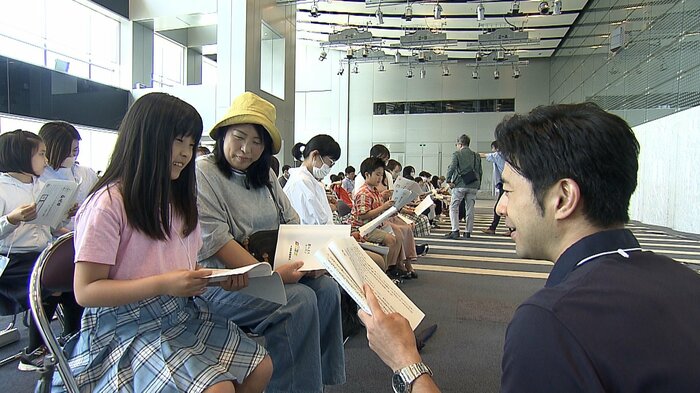 榎並センセイの音読レッスンの様子