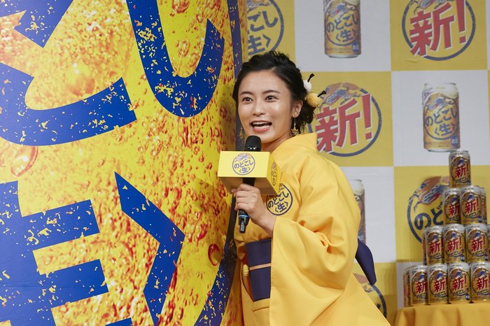 小島瑠璃子 夏らしい浴衣姿披露 今田耕司たちのリモート飲み会に参加したら「お兄さんたちがベロベロに…」