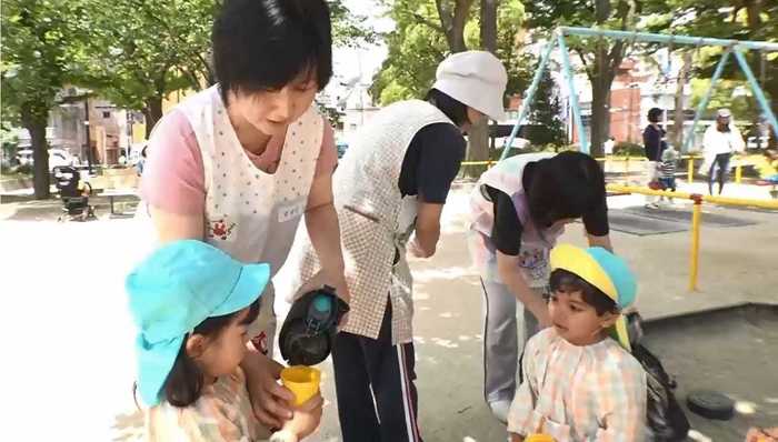 遊び場の公園にまさか車が...園児をどう守る?苦悩する保育士たち