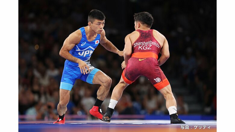パリ五輪　レスリング　男子グレコローマンスタイル60キロ級　文田 健一郎が決勝進出　銀メダル以上確定｜FNNプライムオンライン