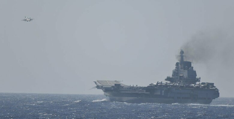 【速報】中国空母が太平洋で戦闘機など発着艦　沖縄周辺海域｜FNNプライムオンライン