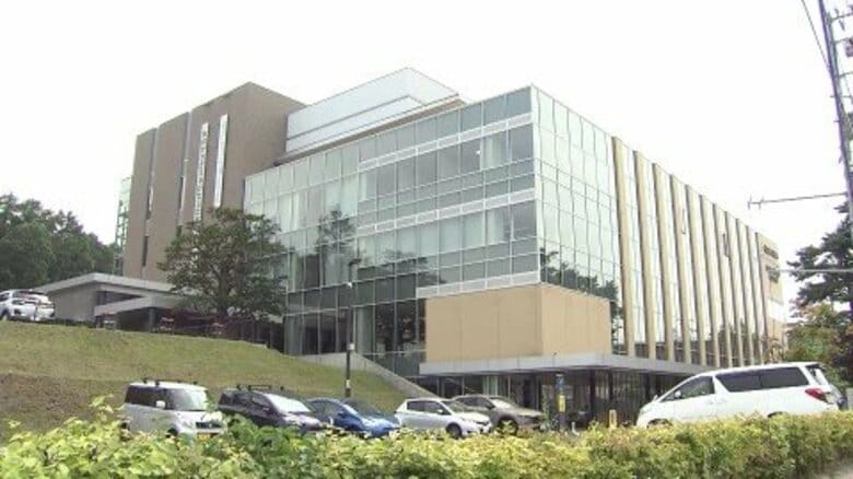 【教材費を私的流用】小学校担任の50代男性教師「生活費に充てた」保護者から集めた約27万6000円を封筒ごと持ち出す…きっかけは『生活苦』相談受けた同僚が校長に報告し発覚＜北海道北広島市＞｜FNNプライムオンライン
