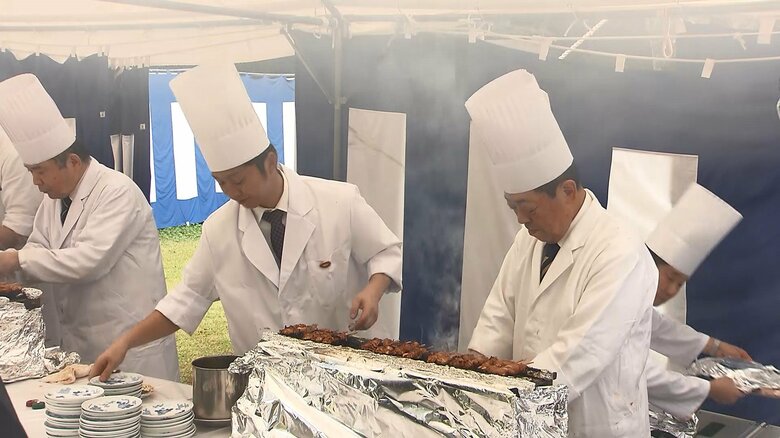 “園遊会名物”の焼き鳥（2018年11月・秋の園遊会より）