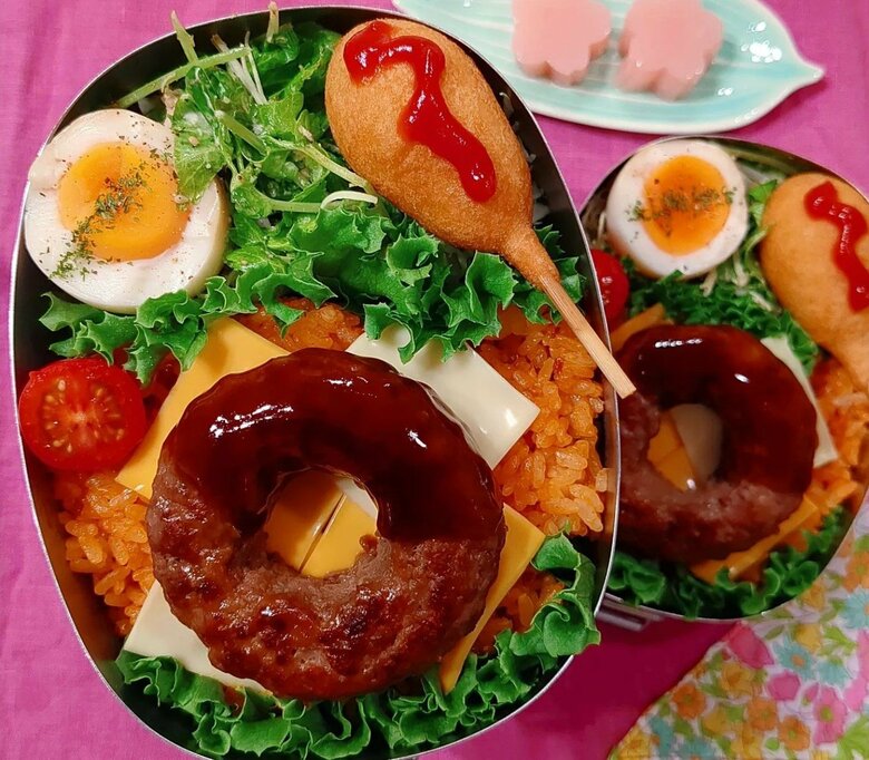 ハンバーグをドーナツに見せかけたお弁当