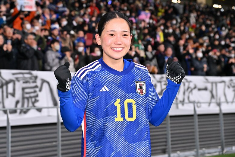 背番号10を胸にパリへ（写真・Kenta Harada）