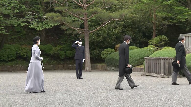 昭和天皇陵を参拝された秋篠宮ご夫妻