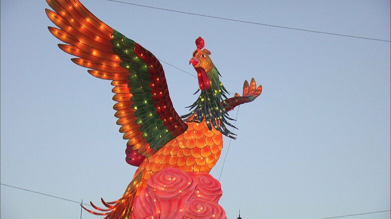 メインオブジェは新調を断念。2017年に登板した「百鳥」が再登場する