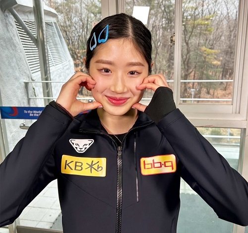 インタビュー後、ポーズを決めてくれたイ・ヘイン