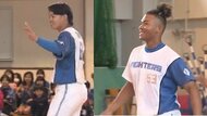 北海道日本ハムファイターズの水谷選手と田宮選手が小学校を訪問…